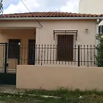 Vakantiehuis 150 Metres From The Patras