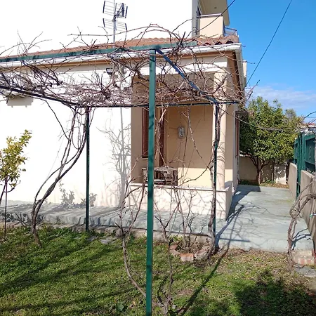 150 Metres From The 度假居